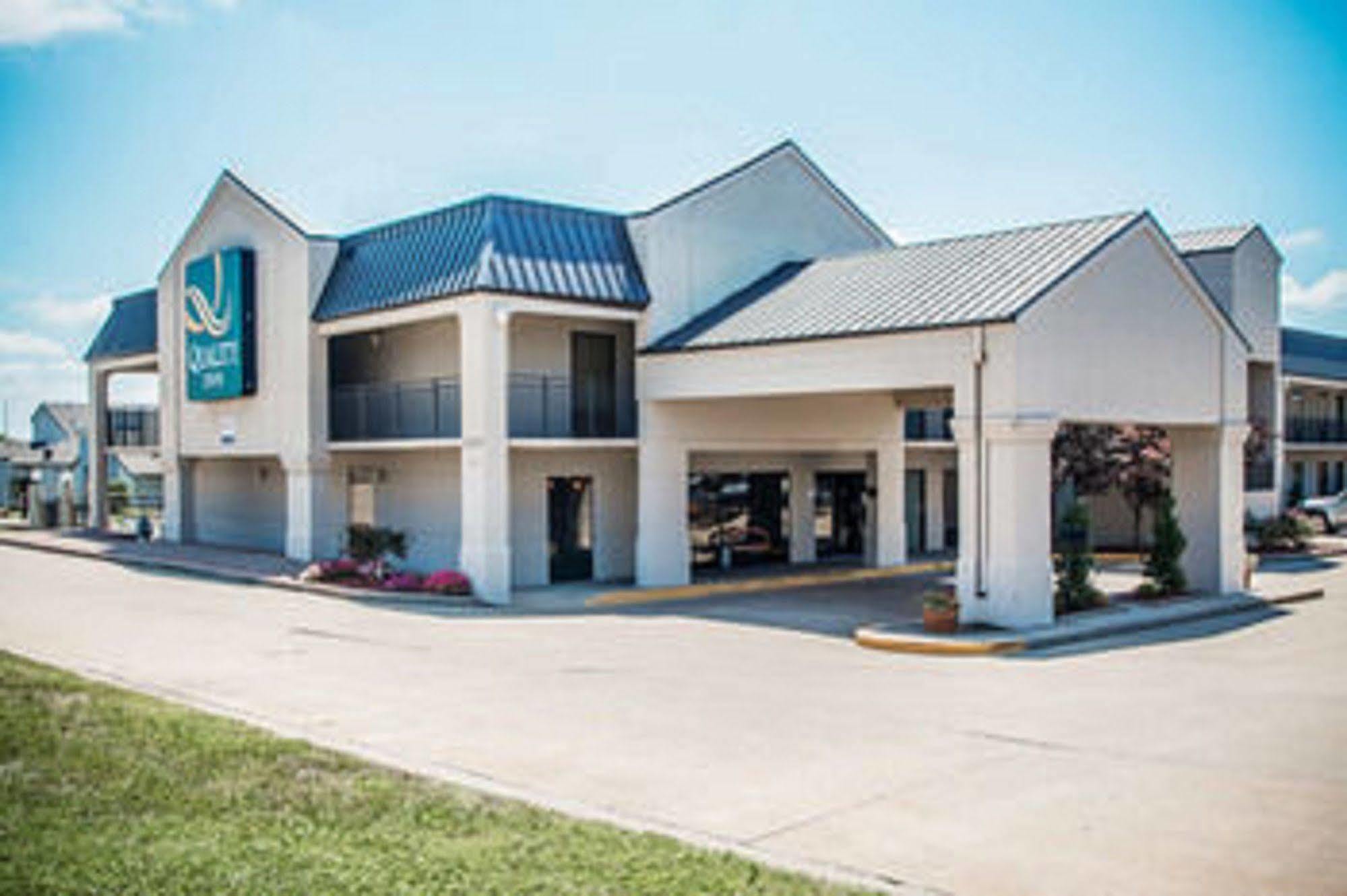 Quality Inn South Springfield Bagian luar foto